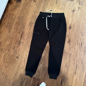 FIGS Zamora NWT scrub pants